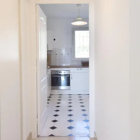 דירה 3-br Sea View Swimming Pool קאן